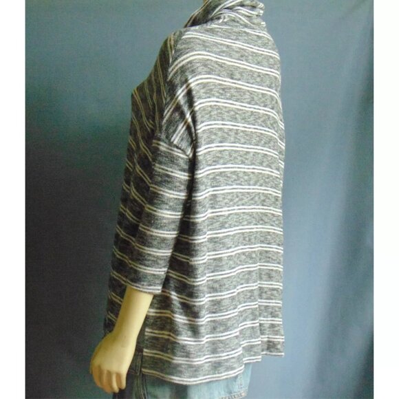 Postmark Anthropologie Over Sized Gray Striped Swing Turtleneck Knit Top Sm - Picture 4 of 5